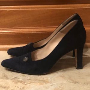 Manolo Blahnik navy suede heels